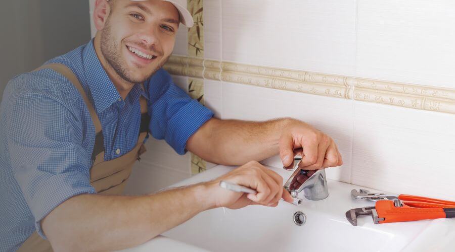 Professional sink repair in Newton, IA